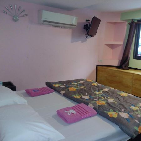 Friendly Hostel - Dmk Airport เฟรนด์ลี่ โฮสเทล ดอนเมือง Bangkok Ngoại thất bức ảnh