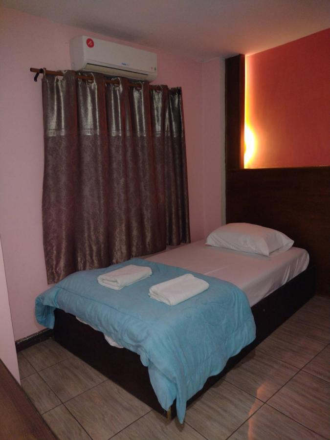 Friendly Hostel - Dmk Airport เฟรนด์ลี่ โฮสเทล ดอนเมือง Bangkok Ngoại thất bức ảnh