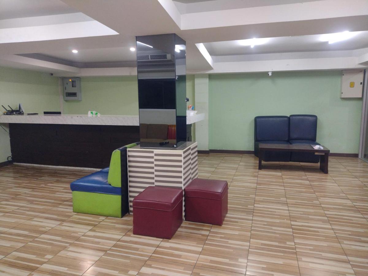 Friendly Hostel - Dmk Airport เฟรนด์ลี่ โฮสเทล ดอนเมือง Bangkok Ngoại thất bức ảnh