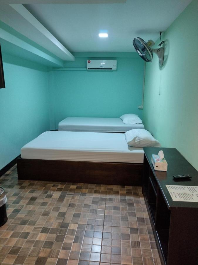 Friendly Hostel - Dmk Airport เฟรนด์ลี่ โฮสเทล ดอนเมือง Bangkok Ngoại thất bức ảnh